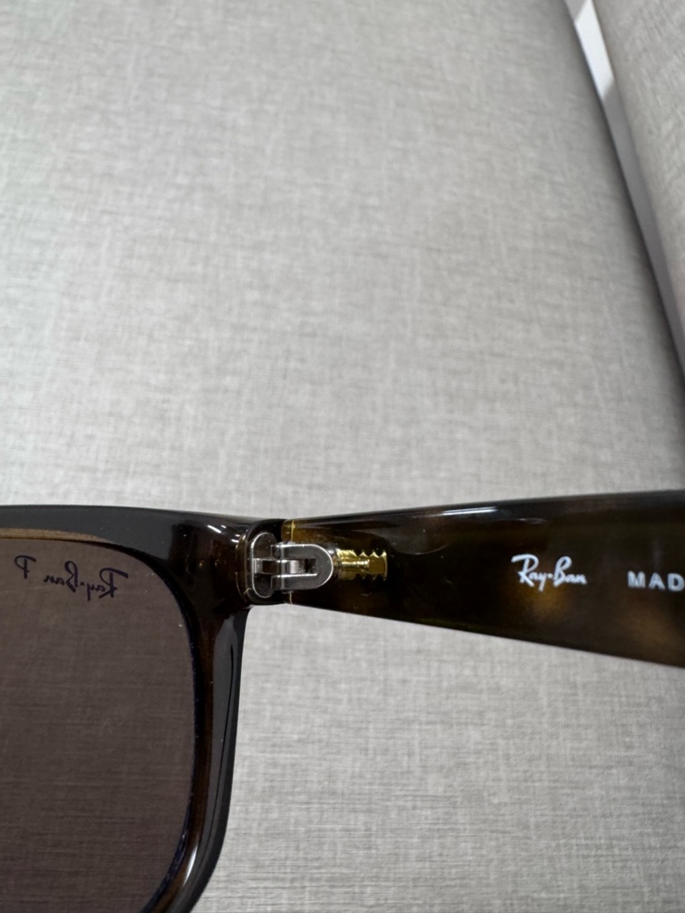 ✨Ray-Ban NewWayfarer RB2132 Polarized Sunglasses | Tortoise Frame - Picture 6 of 9